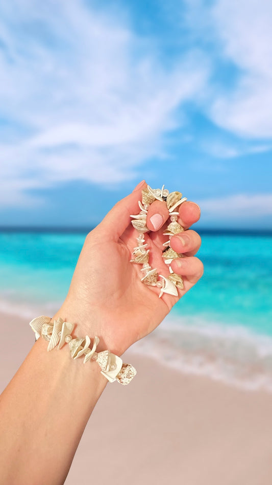 Sea shell bracelets Bead bracelet, boho style, handmade surfer bracelet, gift for her